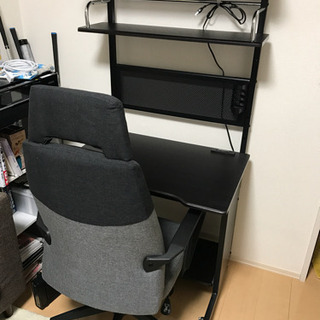 【値下げ】パソコンデスク(椅子付き)
