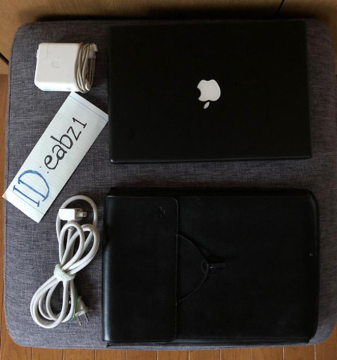 【値下げ！】 MacBook 13インチ 2007年 ブラック 黒 (型番A1181)
