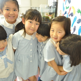 保育士急募！英語と子どもが好きな方は是非ステップインターナショナルスクールへ！ − 大阪府