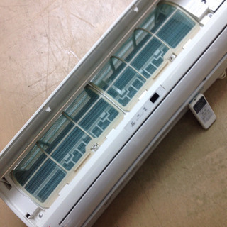 TOSHIBA 東芝 4.0kwルームエアコン 2015年製 RAS-4024D 200V