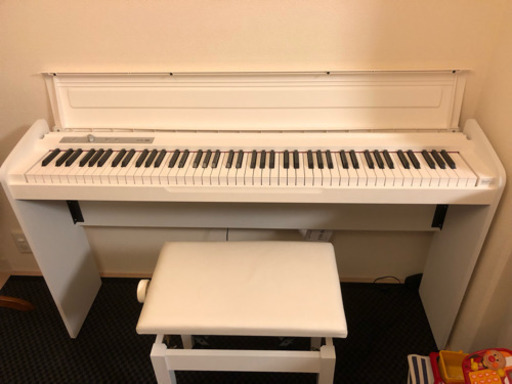 取りに来られる方限定。KORG デジタル電子ピアノ 椅子付き