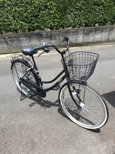 お取引感謝【これは絶対お買い得】２６インチ・オートライト・内装３段・フロントタイヤ新品・通学等に