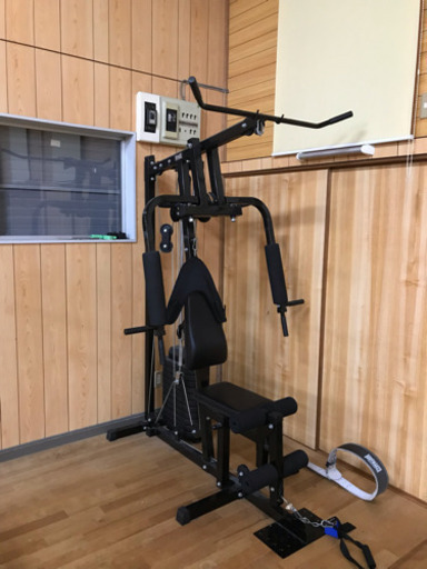 ボディーメーカートレーニングマシン