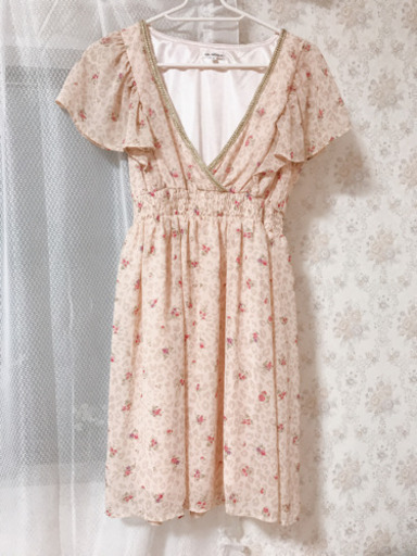 美品 ワンピース ハニーズ 小さめの花柄有 まり 松戸の服 ファッションの中古 古着あげます 譲ります ジモティーで不用品の処分