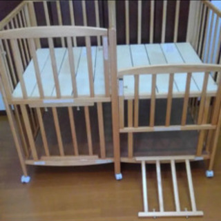 双子用ベビーベッド