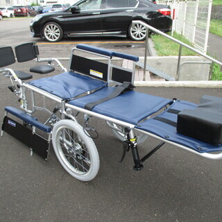 リクライニング車椅子（未使用品）