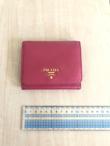 PRADA 財布