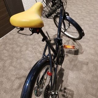 ギヤ・カゴ付き折りたたみ自転車★三ヶ月使用★天満橋・北浜・淀屋橋★