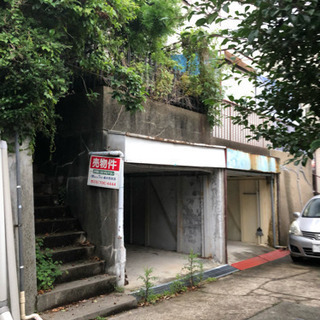 神戸市垂水区高丸7丁目、倉庫、堀込式車庫付き