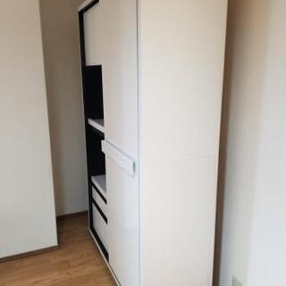 値下げ【新品未使用の食器棚】7月中に取りに来て頂ける方