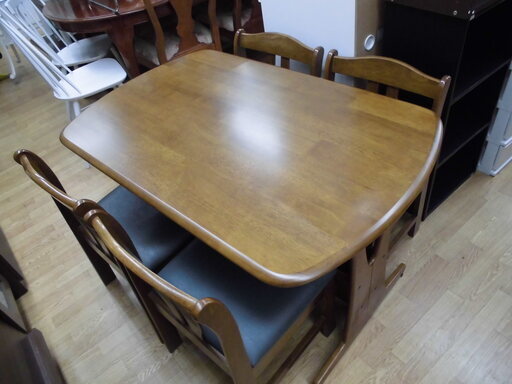 4人掛けダイニングセット 食卓セット テーブル幅120cm レトロ♪　ブラウン　西岡店