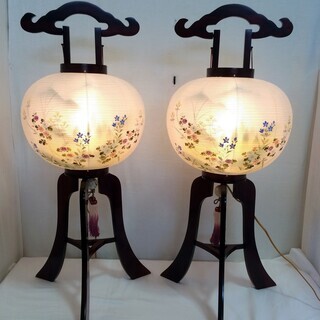 【値下げ】1万5千円 初盆 盆提灯 菊桔梗山水 住吉提灯 大内行灯 2対セット 価格89,640円 長提灯 1万5千円 初盆 盆提灯 菊桔梗山水 住吉提灯 大内行灯