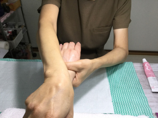 自分がリュウマチ だからわかる メディカルセルフマッサージ 自分ケアを習得すれば 朝の強張りなんて怖くない アトリエ ブラッツ 奥沢のワークショップのイベント参加者募集 無料掲載の掲示板 ジモティー