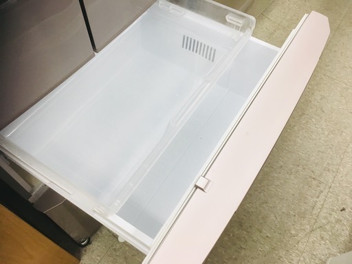 三菱 6ドア冷蔵庫 MR-EX57S 打撲痕有り