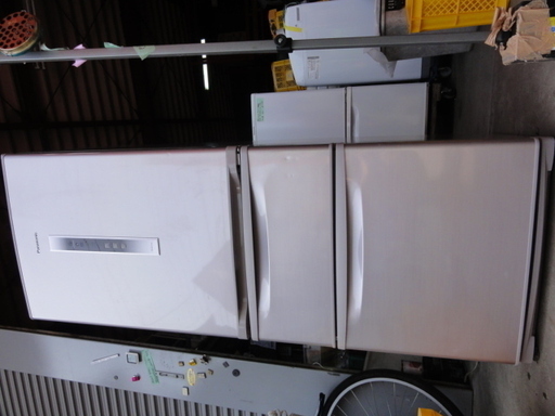 北２５９　パナソニック　冷蔵庫　３ドア　３２１L　NR-C32CM-P　２０１４年製