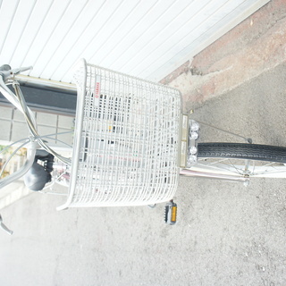 お年寄りの方にお勧め！20インチ・電動アシスト自転車！一部難で格安でお譲ります！