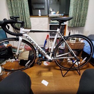 ほぼ新品ロードバイク譲ります