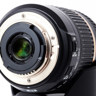 ●手ぶれ補正●人気高倍率●タムロン 18-270mm VC PZD ニコン用 ゆうパック代引き発送！送料代引き手数料無料！ TAMRON 18-270mm F/3.5-6.3 Di II VC PZD (Model B008) [ニコン用