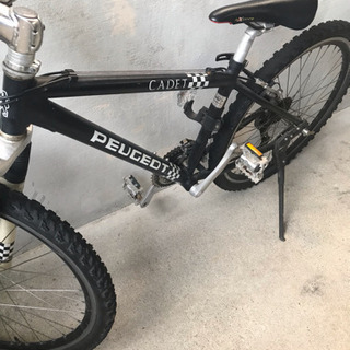 プジョーのマウンテンバイク 26インチ おしゃれです。