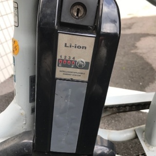 電動自転車 ブリジストン BIKKE バッテリー充電付き