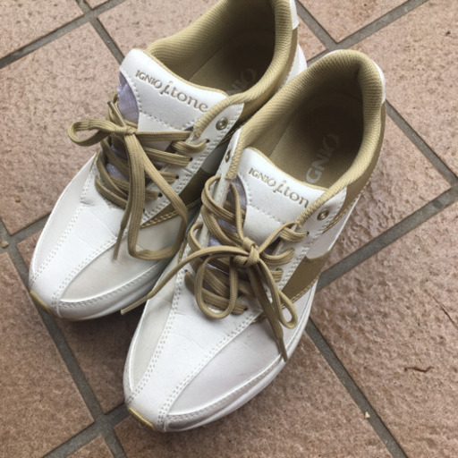 Ignio Itone ダイエット用ウォーキングシューズ まりこ 久居の靴の中古あげます 譲ります ジモティーで不用品の処分 Ignio Itone ダイエット用ウォーキングシューズ まりこ 久居の靴の中古あげます 譲ります ジモティーで不用品の処分