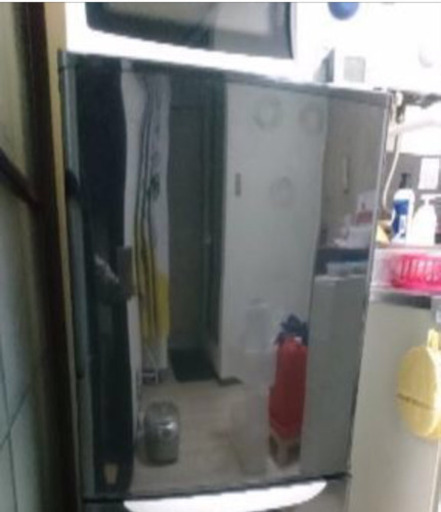 冷蔵庫（黒）お譲りします