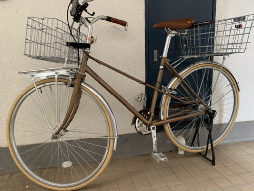 美品・ヴァクセン ストラート タイヤ700✖️28C