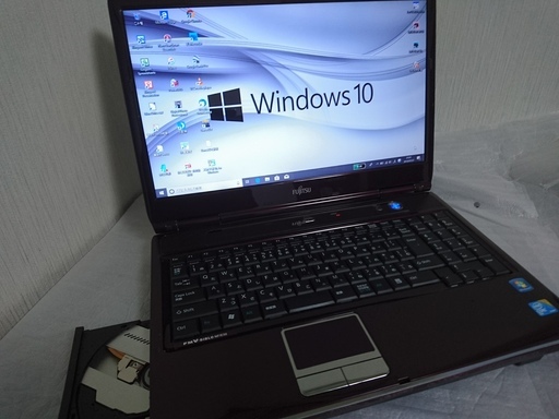 【取引中】　☆SSD搭載で快適☆　FUJITSU　FMV-BIBLO　15インチ　最新 Windows10