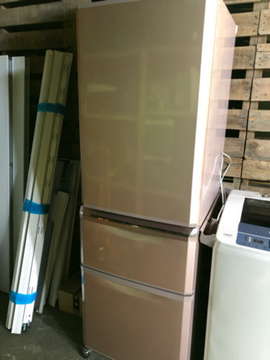 2012年❤️370L冷蔵庫 MR-C37T-P