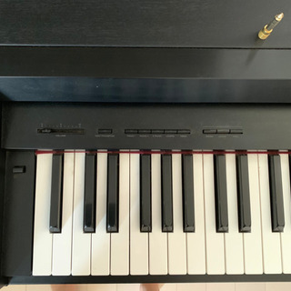 電子ピアノ KORG 黒 イヤホン可 動作問題なし