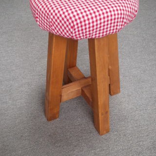 丸椅子1（赤のギンガムチェック）　DIY作品　着せ替えが楽しめる...
