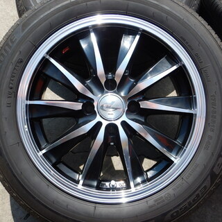 レオニス　１５インチ　アクア、フィット、キューブなどコンパクト系に！