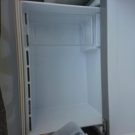 3ヶ月保証・室内設置 3ドア冷蔵庫 260L アクア 2013年製造