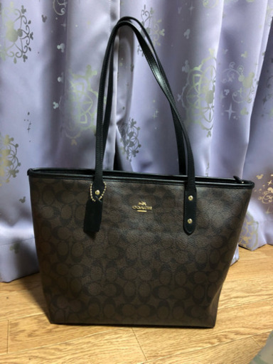 COACHのトートーバッグ