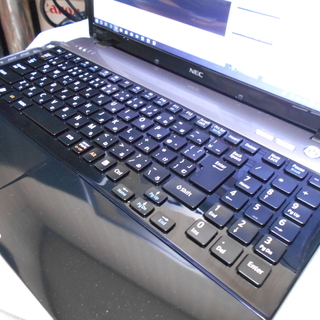 Win10★Core-i3★美品★NECLaVie/HHD500GB/メモリ4G Win10☆Core-i3☆美品☆NECLaVie/HHD500GB/メモリ4G NEC モバイルノートPC