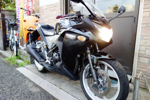 ホンダ CBR250R 250cc 単車