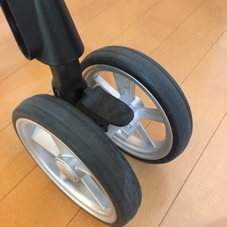【値下げ】アップリカ ベビーカー エアリア美品