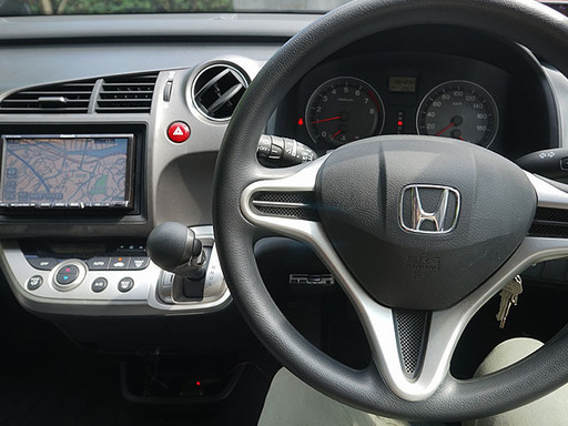 ホンダストリーム7人乗りzs 00 V Tec 後期型 Yoshiaki N 大村のストリームの中古車 ジモティー ホンダストリーム7人乗りzs 00 V Tec 後期型 Yoshiaki N 大村のストリームの中古車 ジモティー