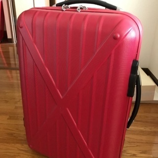 スーツケース赤