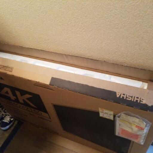 4k モニター　４３型売ります。