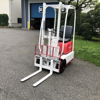 0.5t 100V充電コマツ バッテリーフォークリフト