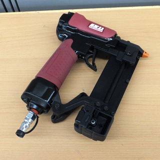 釘打ち機 SK11 エアピン釘打機 P35 SA-P35-Z1 エア釘打機 釘打ち 工具 日曜大工 DIY PayPay対応 札幌市西区西野 - 生活雑貨