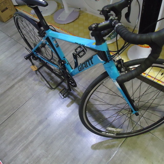 【中古】アルミフレーム ロードバイク サイコン付き エコプラス小倉南店 GIANT ロードバイク DEFY ALUXX 2×8段変速 スカイ