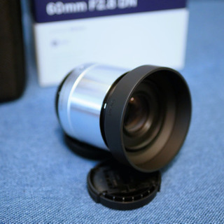 SIGMA 単焦点望遠レンズ Art 60mm F2.8 DN 