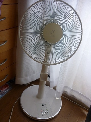 ★取引中★トヨトミ★リビング扇風機★ホワイト★リモコン付き★