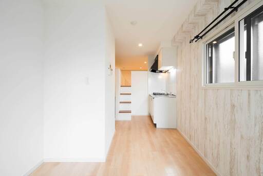 スキップフロア構造のおしゃれな新築デザイナーズアパート Nest Admin 府中のアパートの不動産 住宅情報 無料掲載の掲示板 ジモティー