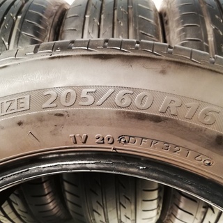 1台分のみ 205/60R16 4本 良質中古タイヤ ブリヂストン 24,800円（商品