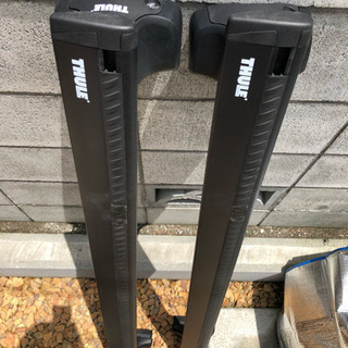 キャリア、ラック 日本正規品 THULE トヨタ プリウスα用 ルーフ 