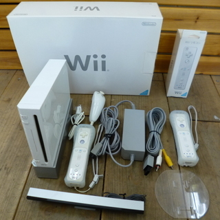任天堂 Wii 本体 コントローラー2個 中古