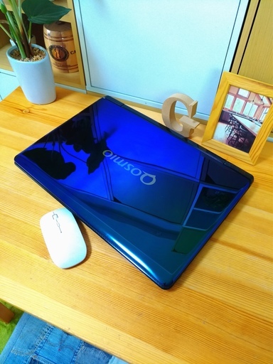 corei5メモリ8Gで超高速！　大容量1T☆　ブルーレイ対応★　綺麗な光沢ブルーオーシャン！　東芝dynabook Qosmio♪　最新Windows10★　大容量1000G　メモリ8G　テンキー＆ウェブカメラ付き　DVDドライブ　64Bit　エメラルドグリーン色　15.6インチ　マウス付き 　ノートパソコン　無線LAN　Wi-Fi対応